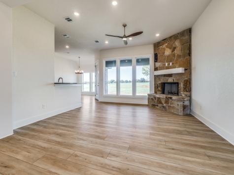 300 County Road 3141 Decatur TX 76234