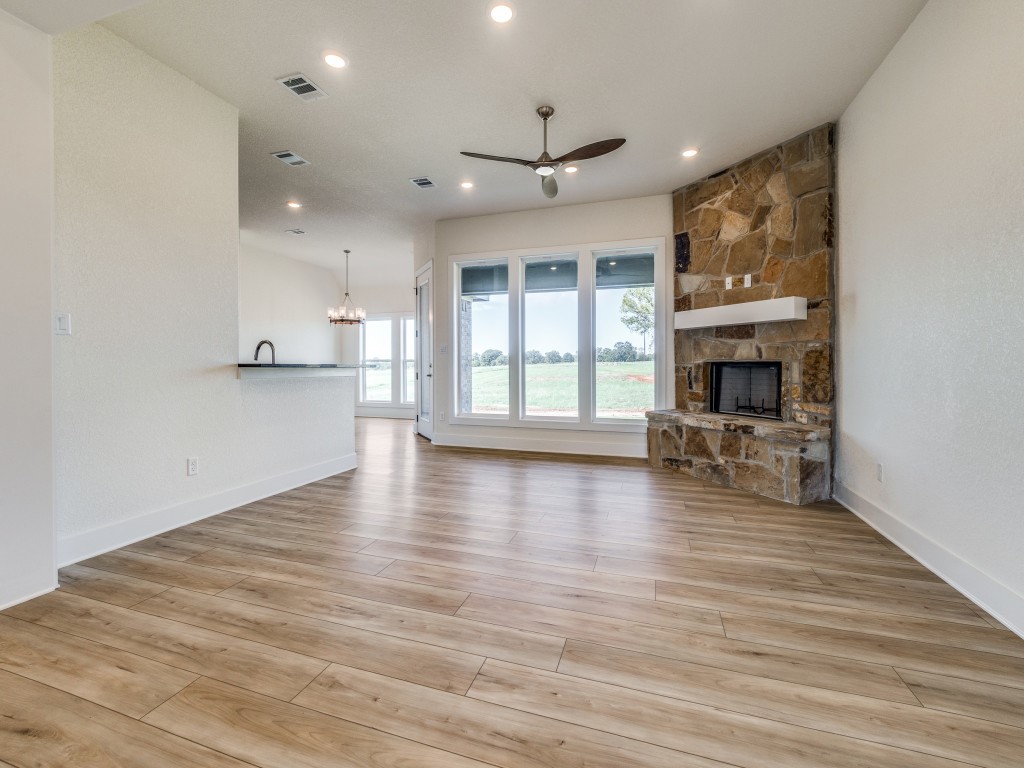 300 County Road 3141 Decatur TX 76234