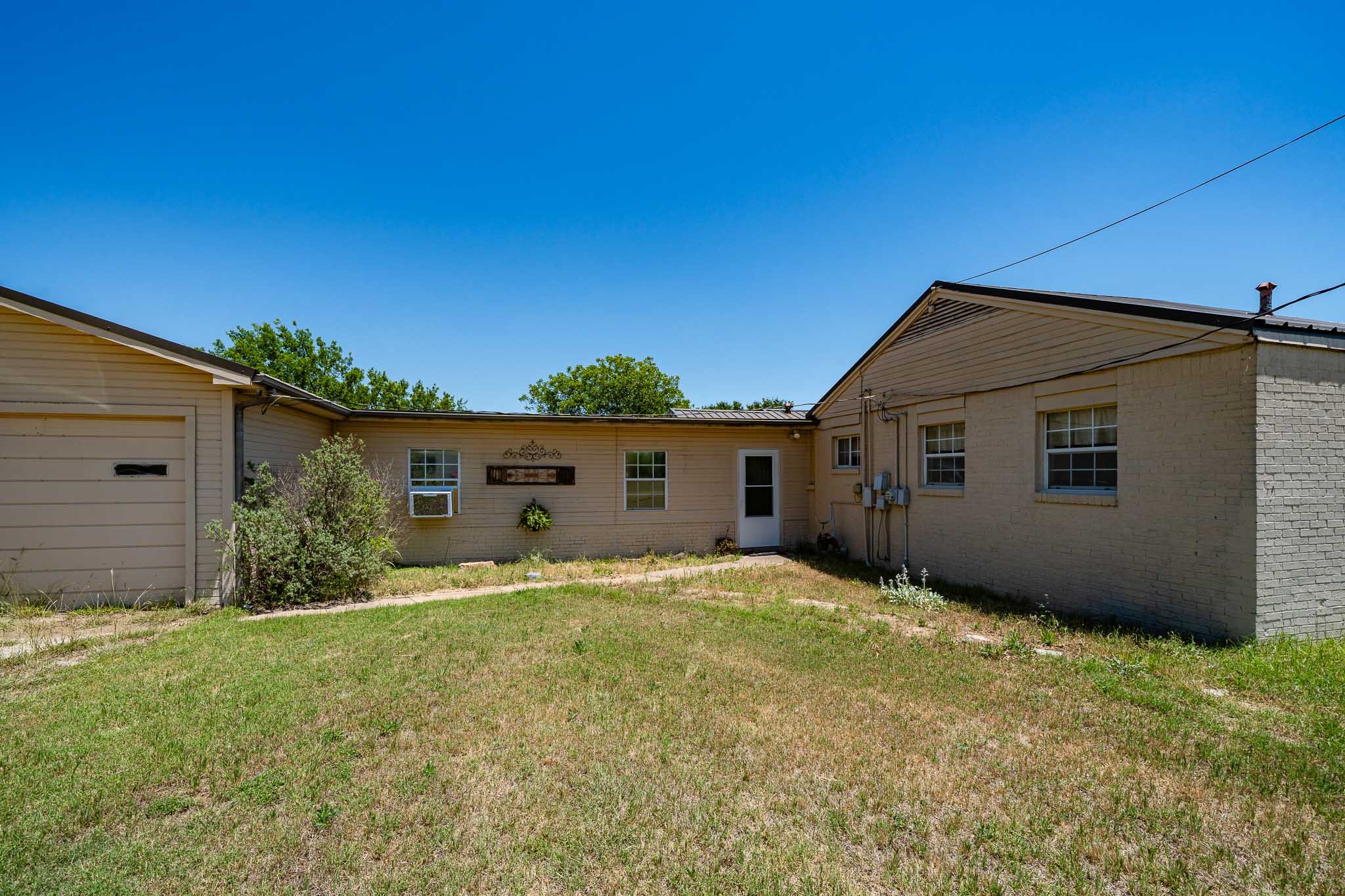 408 South Street Throckmorton TX 76483