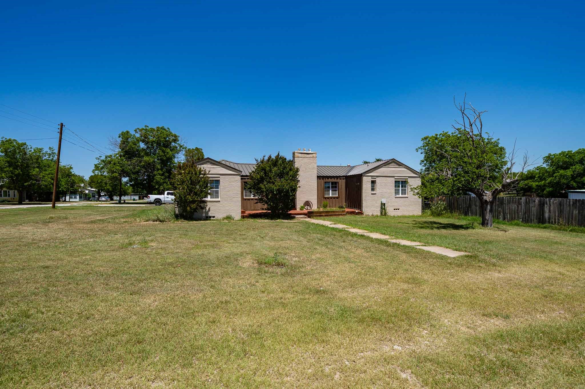 408 South Street Throckmorton TX 76483