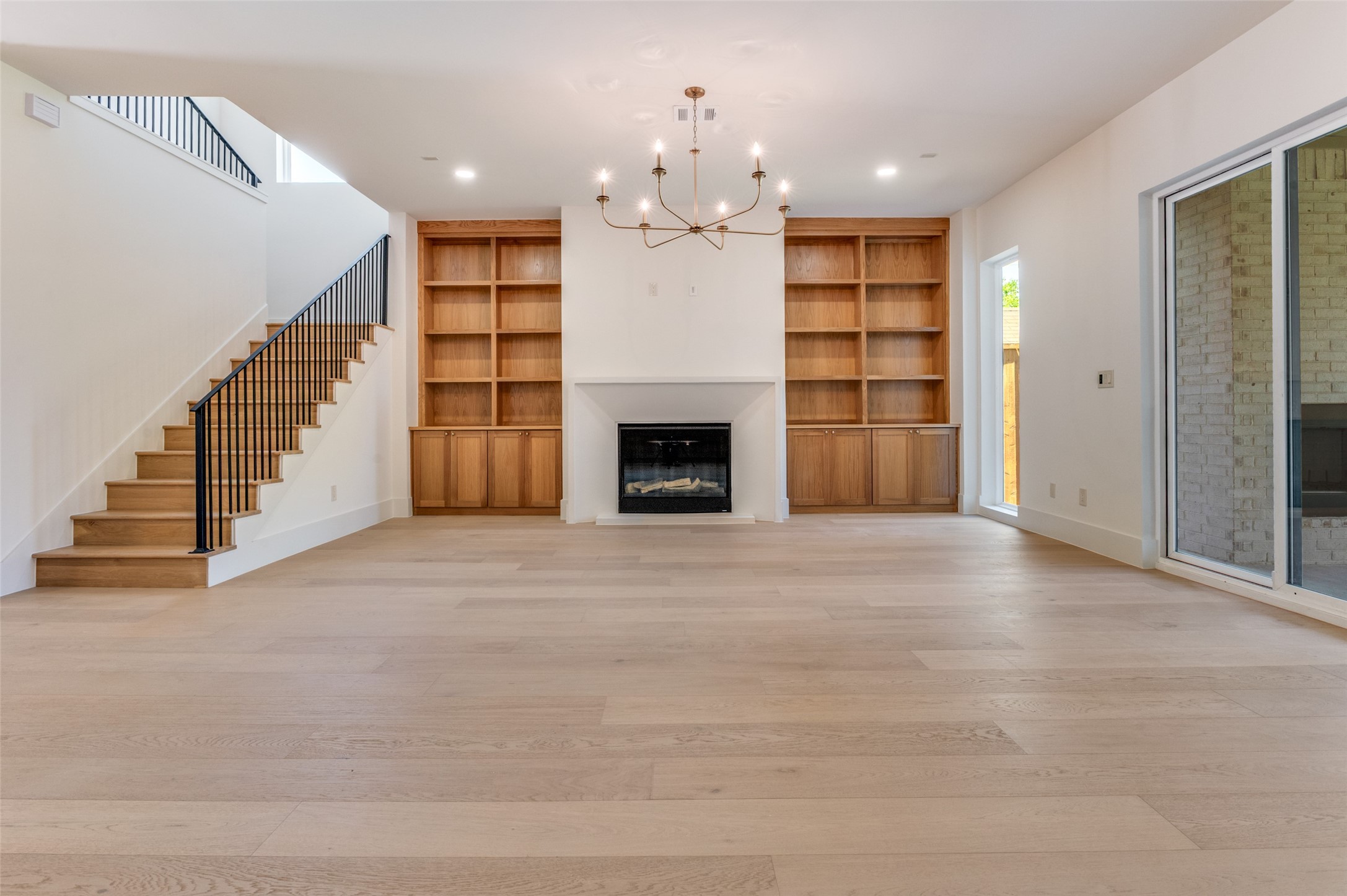 4207 Bonham Street Dallas TX 75229