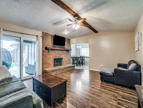 3002 Meadow Park Drive Garland TX 75040