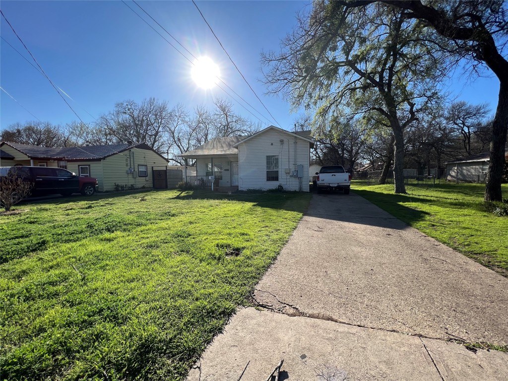 1081 French Street Irving TX 75061
