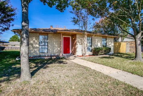 1502 Coffeyville Trail Grand Prairie TX 75052
