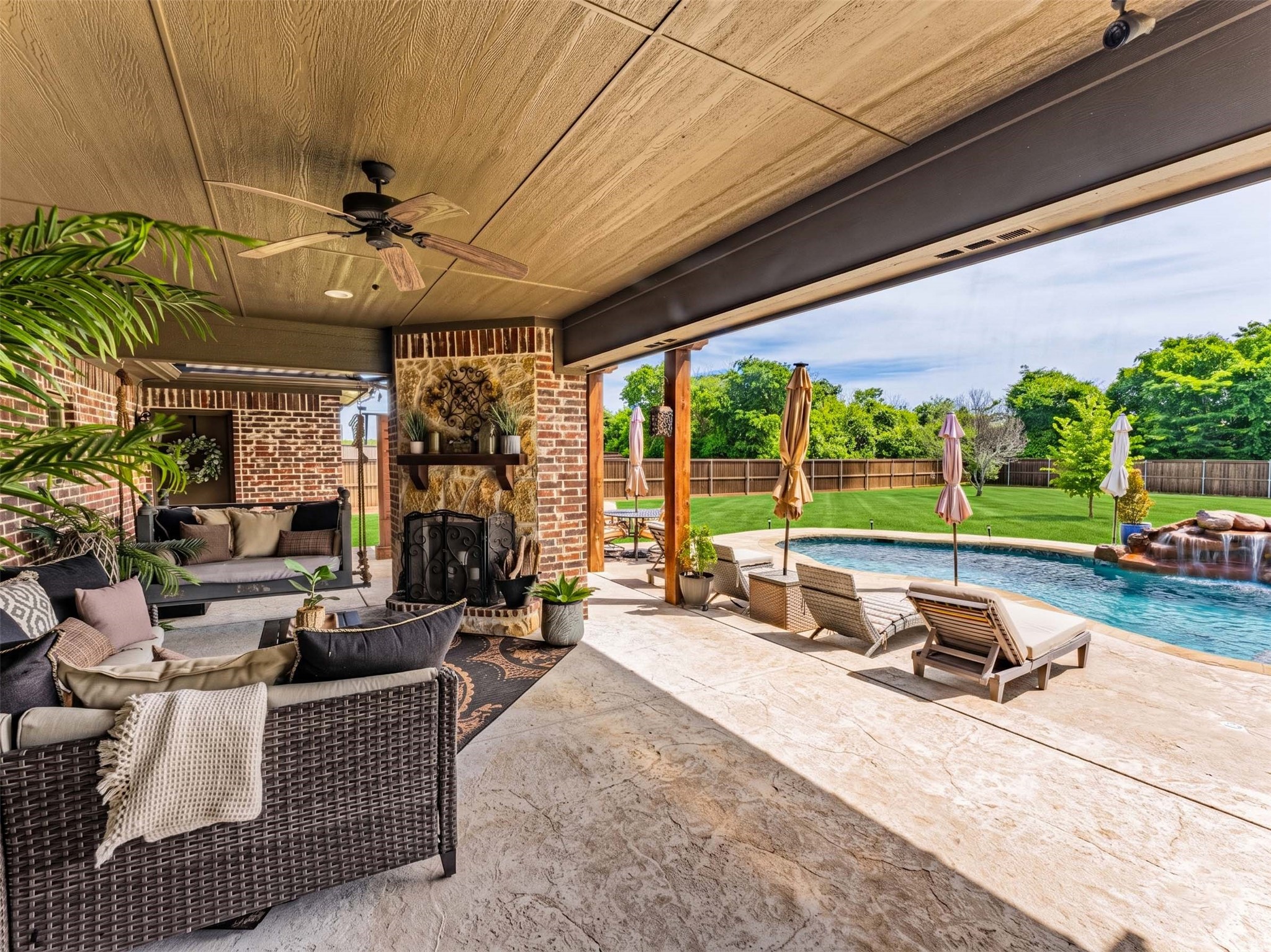 1530 Rustic Ridge Midlothian TX 76065