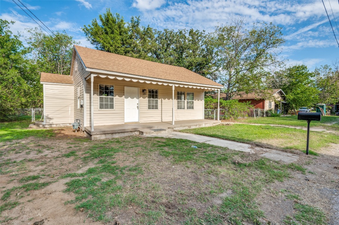 725 N Stephen Avenue Stephenville TX 76401