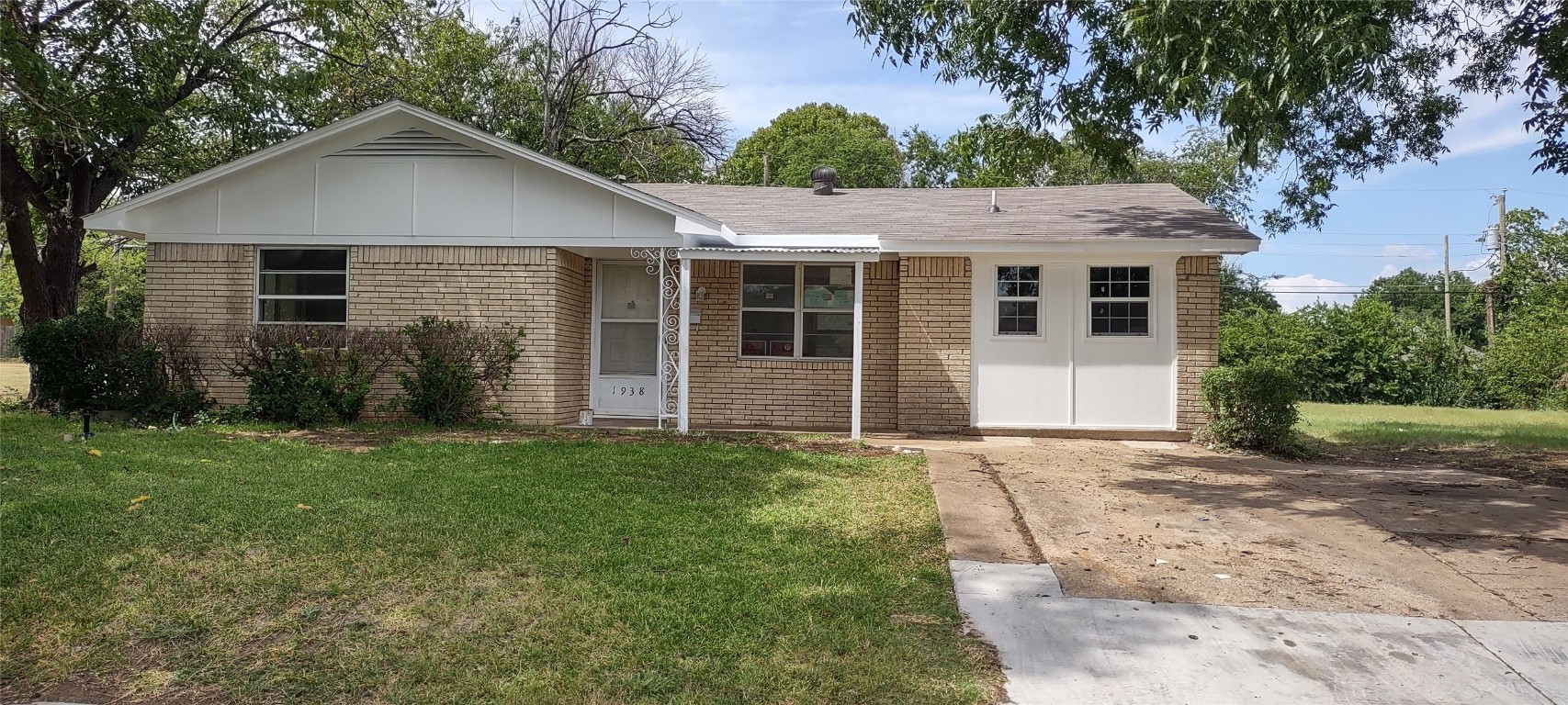 1938 El Paso Street Grand Prairie TX 75051