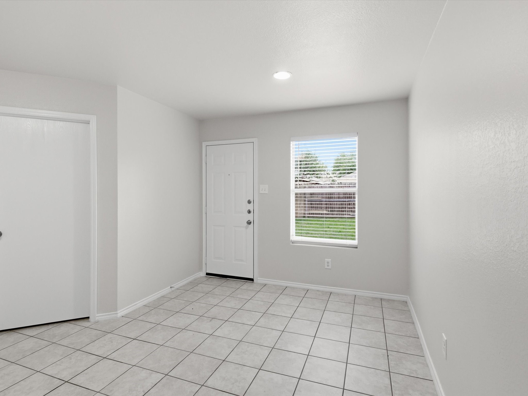 1132 Boxwood Drive Crowley TX 76036