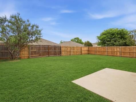 1132 Boxwood Drive Crowley TX 76036