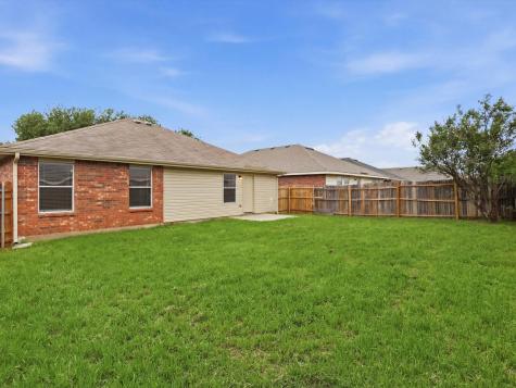 1132 Boxwood Drive Crowley TX 76036