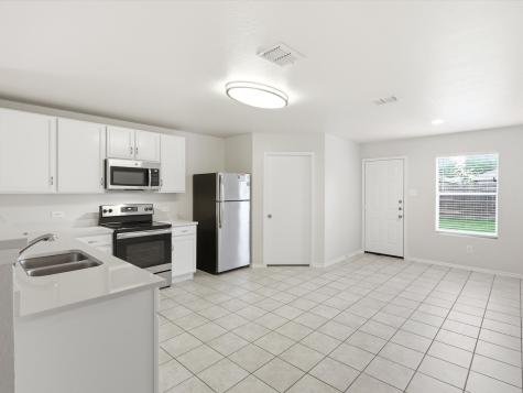 1132 Boxwood Drive Crowley TX 76036