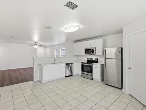 1132 Boxwood Drive Crowley TX 76036