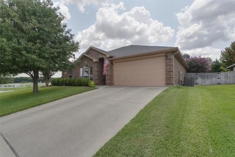 1536 Vernon Castle Avenue Benbrook TX 76126