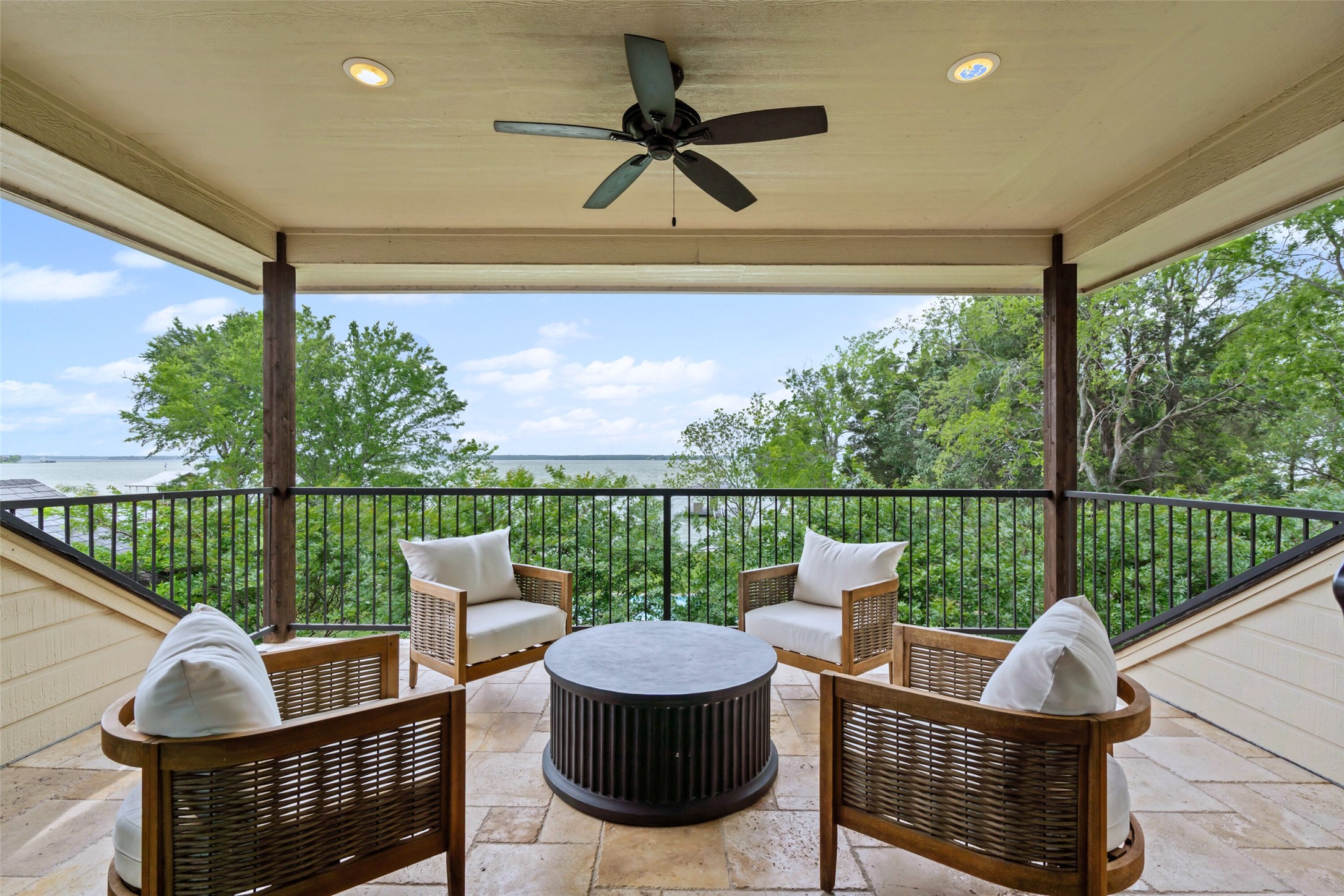 1140 The Shores Drive Corsicana TX 75109