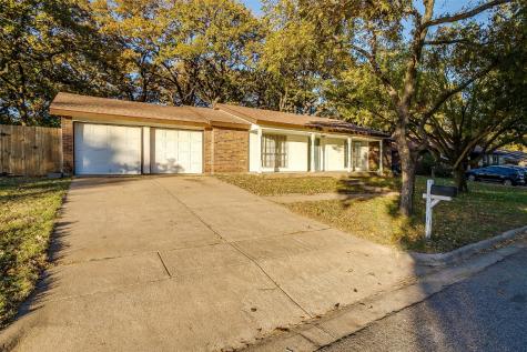 1315 Columbine Court Arlington TX 76013