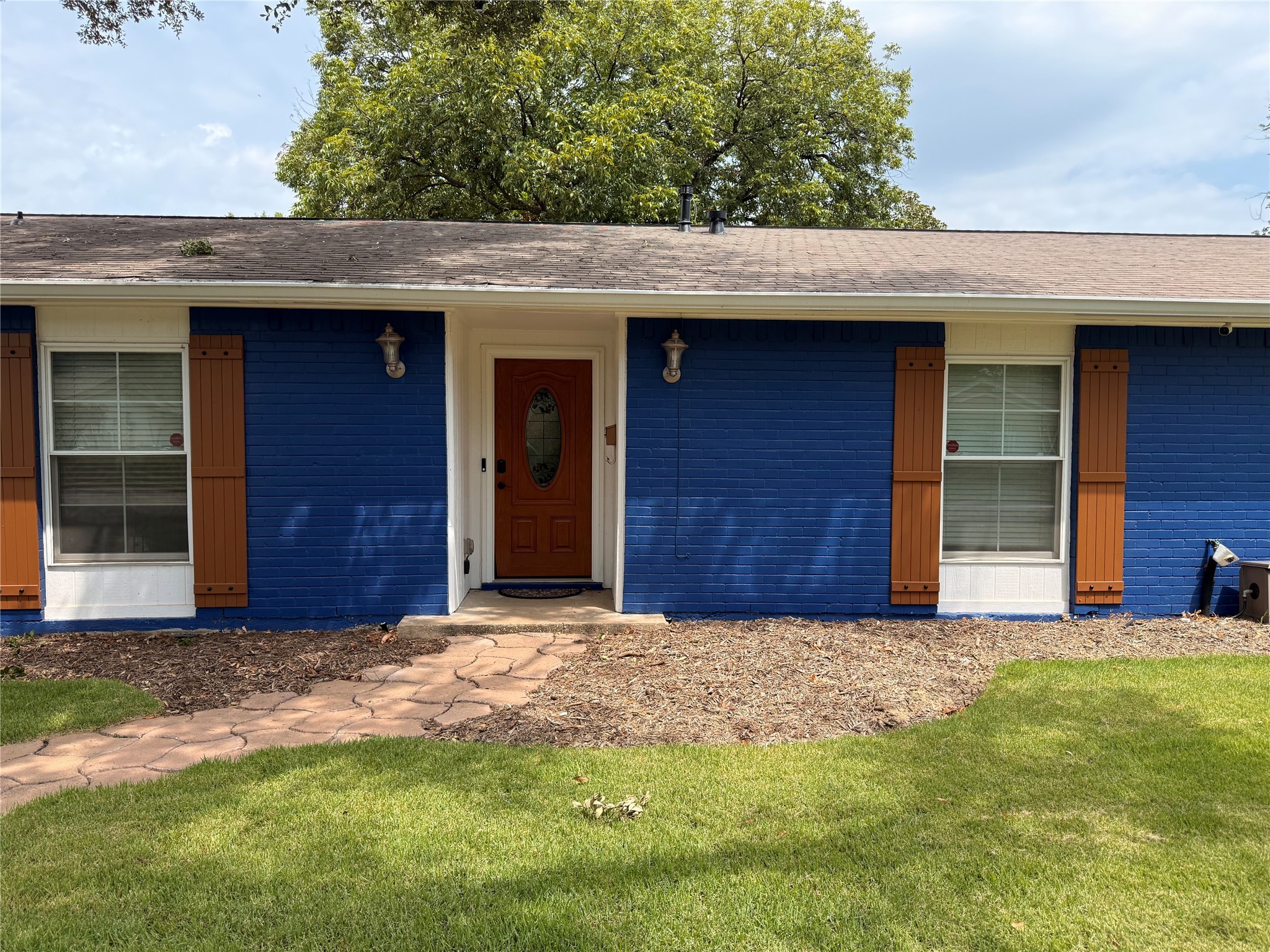 3221 Dothan Lane Dallas TX 75229
