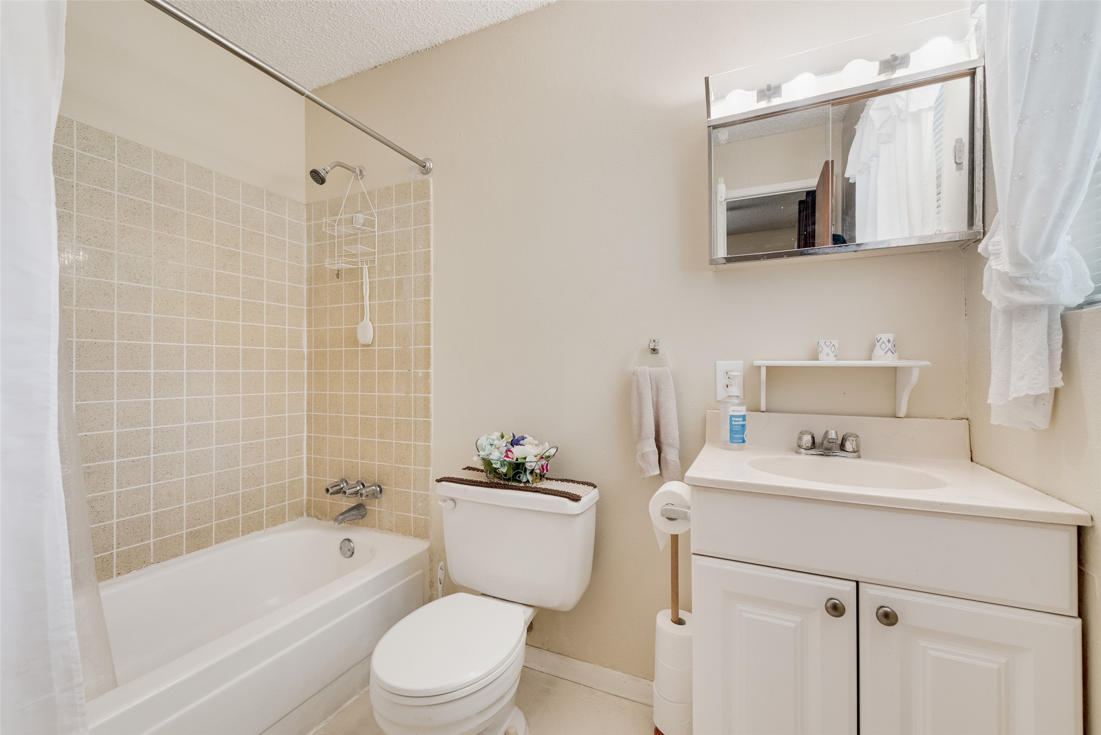 646 Liska Road Ennis TX 75119