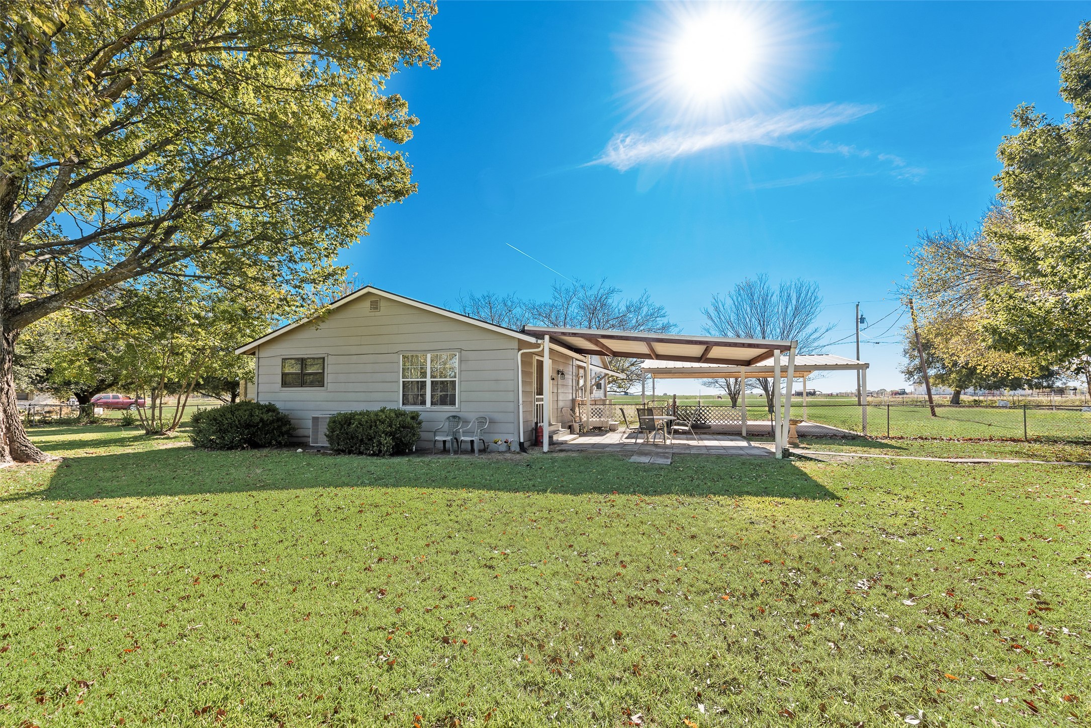 646 Liska Road Ennis TX 75119