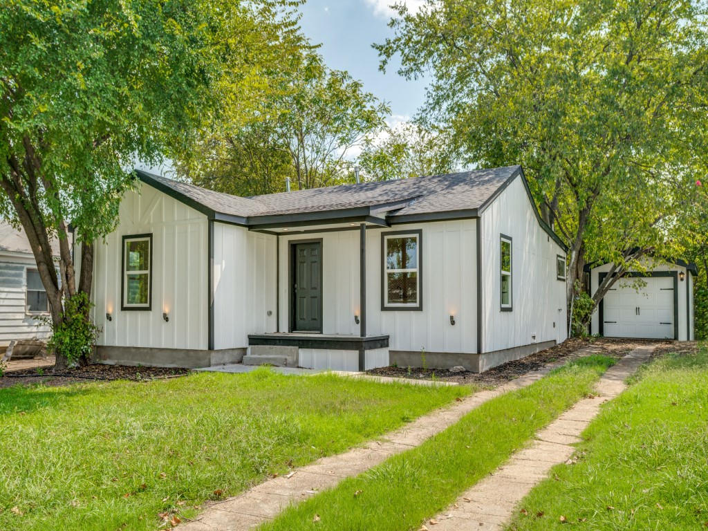 2628 Lea Crest Drive Dallas TX 75216