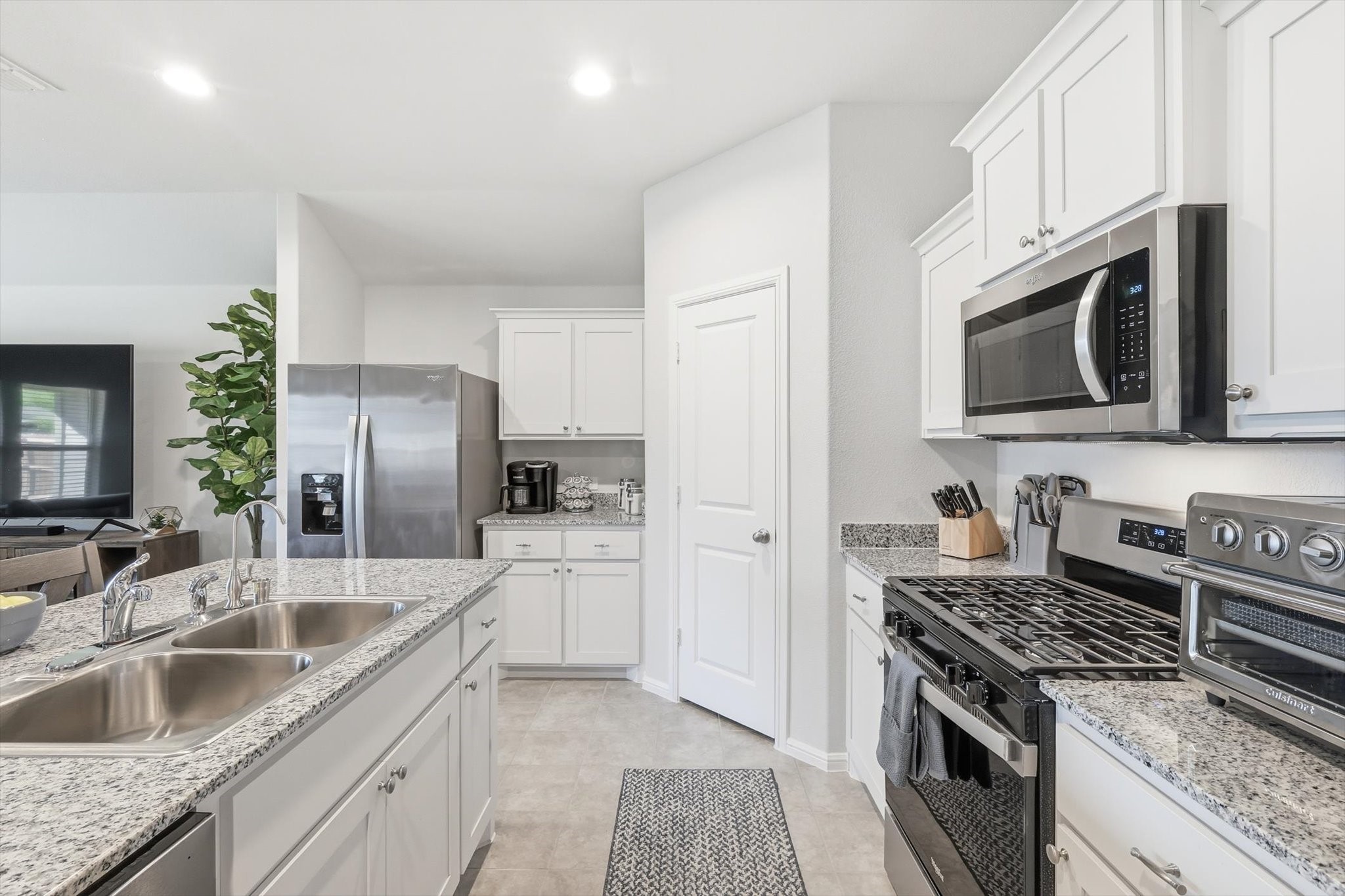 633 Captree Lane Fort Worth TX 76131
