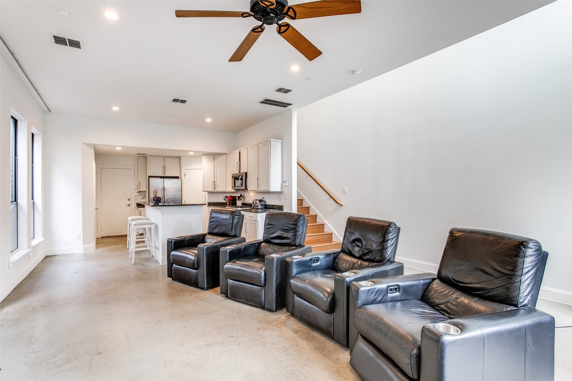 5004 Mission Avenue Dallas TX 75206
