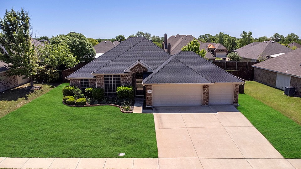 109 Haymeadow Drive Crandall TX 75114