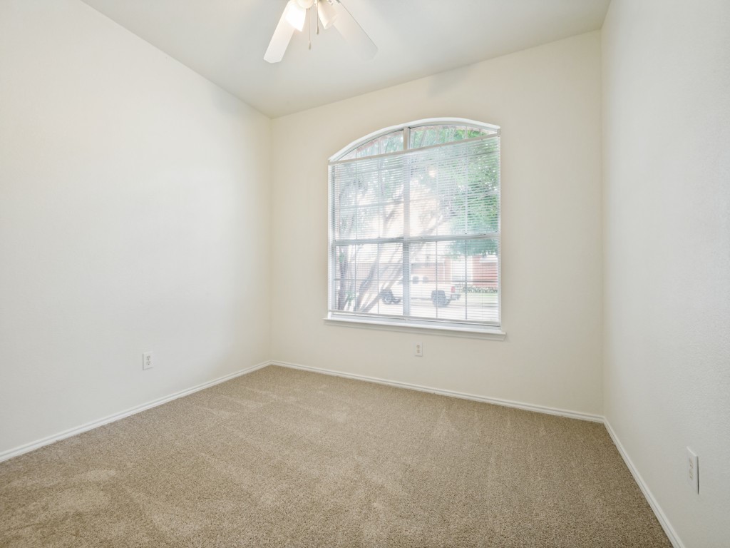2806 Cheshire Way Grand Prairie TX 75052