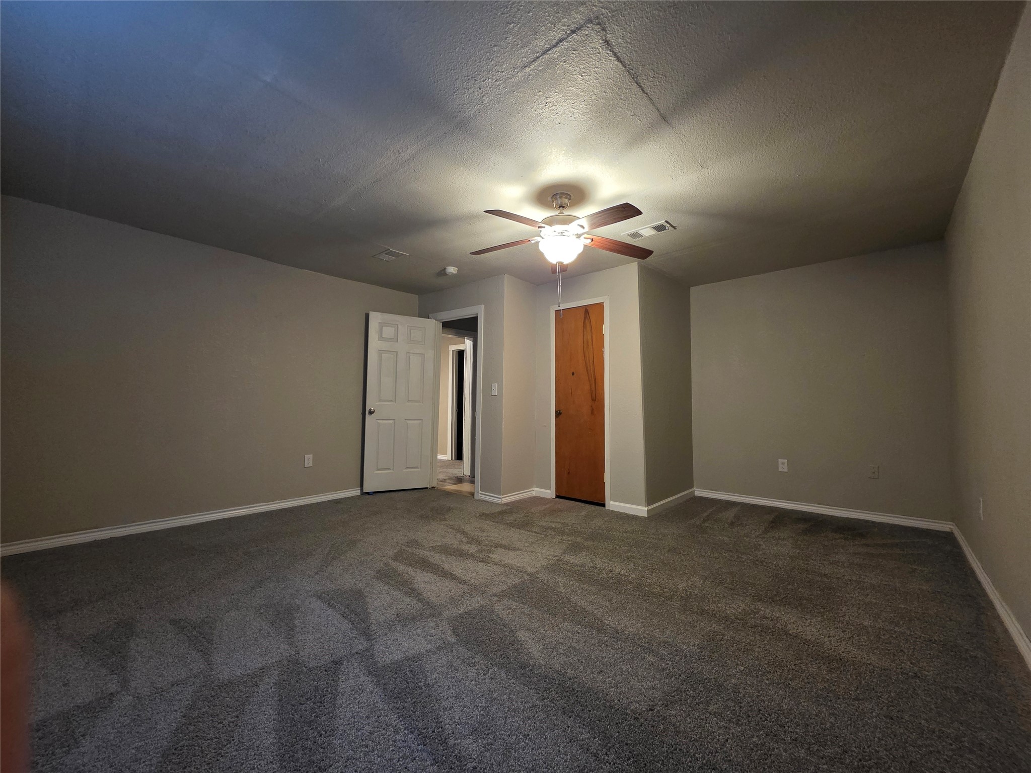 409 E Houston Street Mexia TX 76667