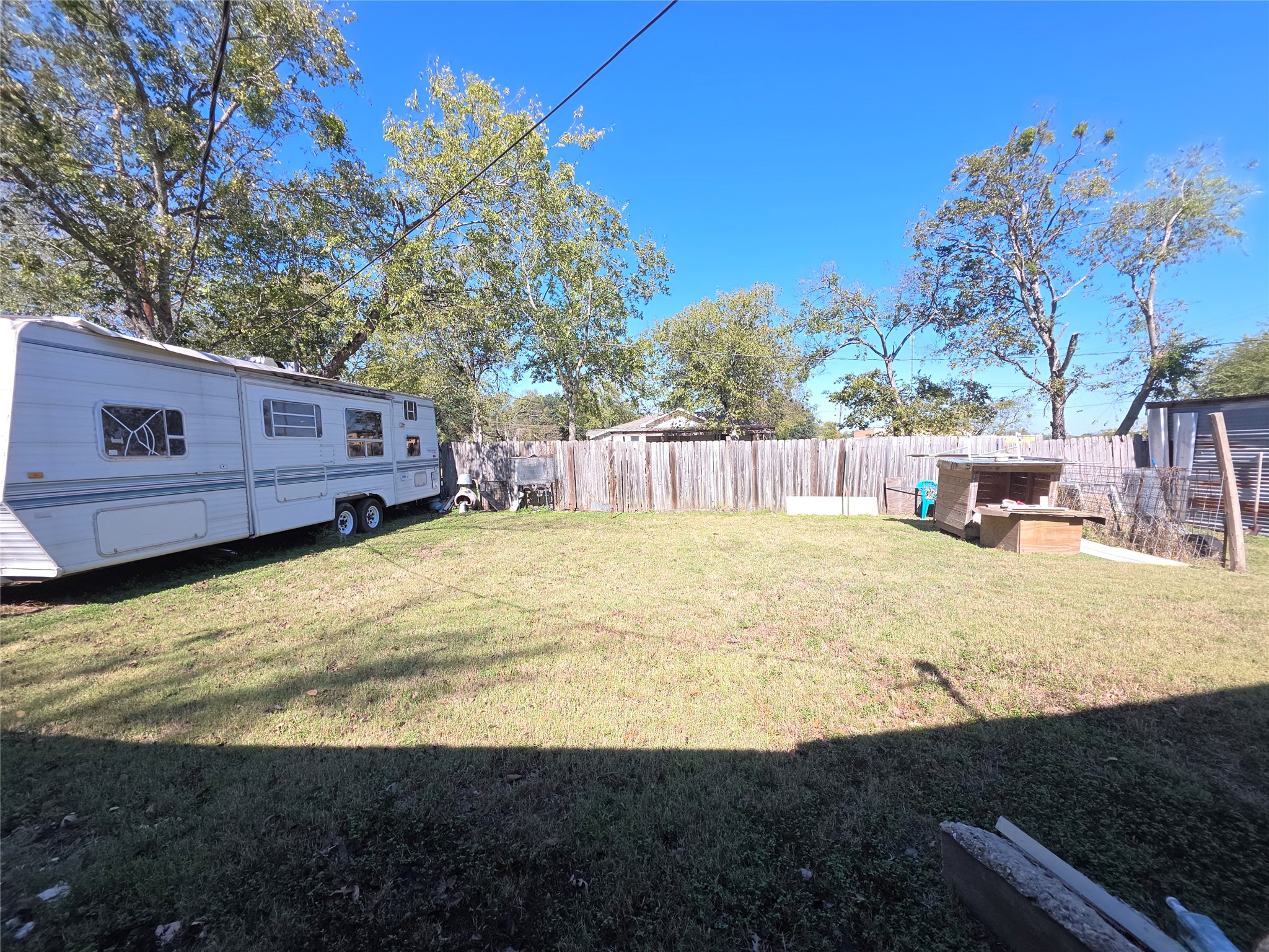 409 E Houston Street Mexia TX 76667