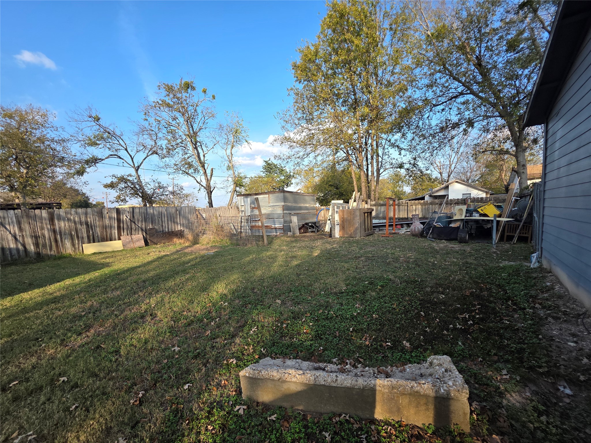409 E Houston Street Mexia TX 76667