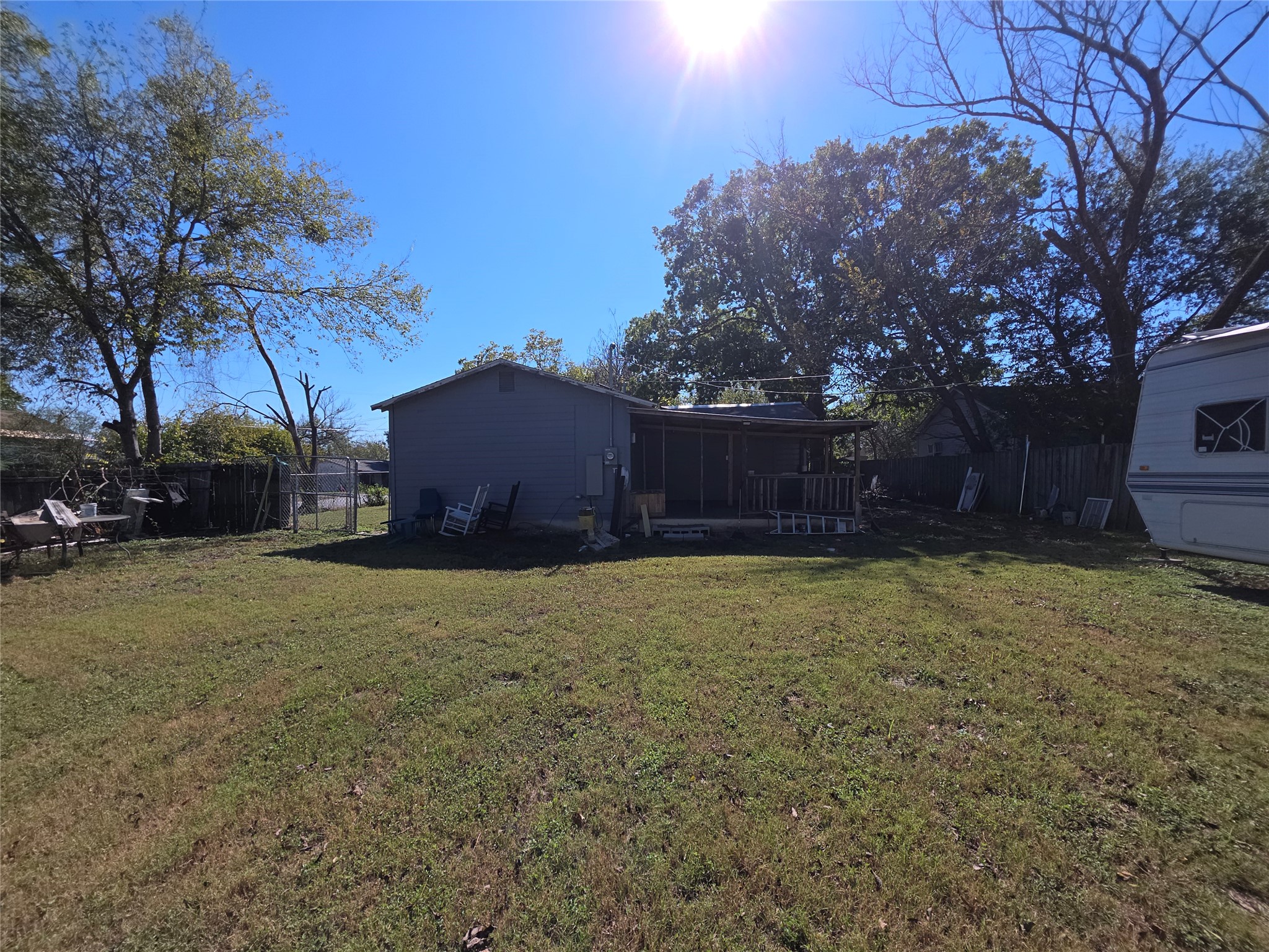 409 E Houston Street Mexia TX 76667