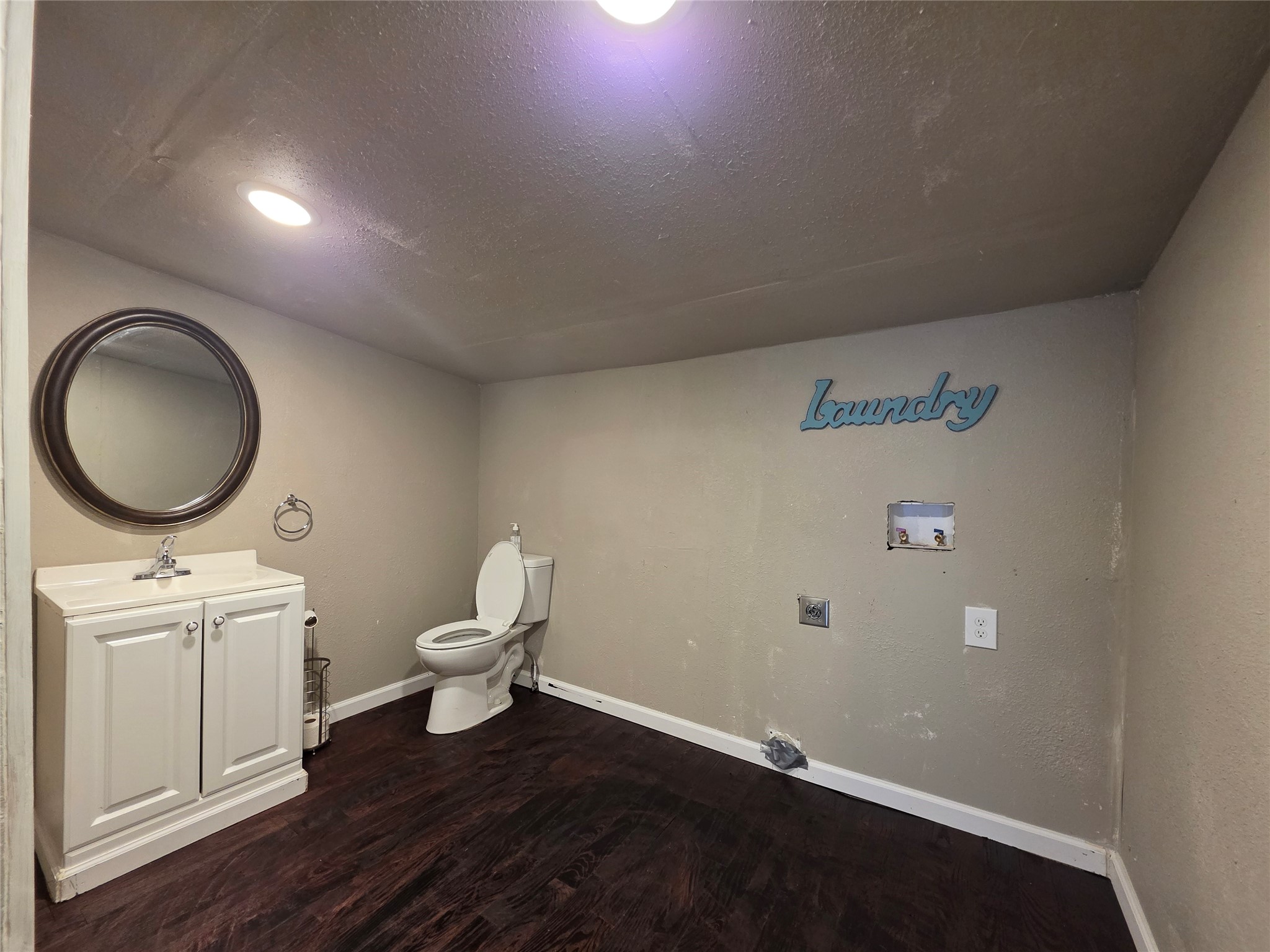 409 E Houston Street Mexia TX 76667