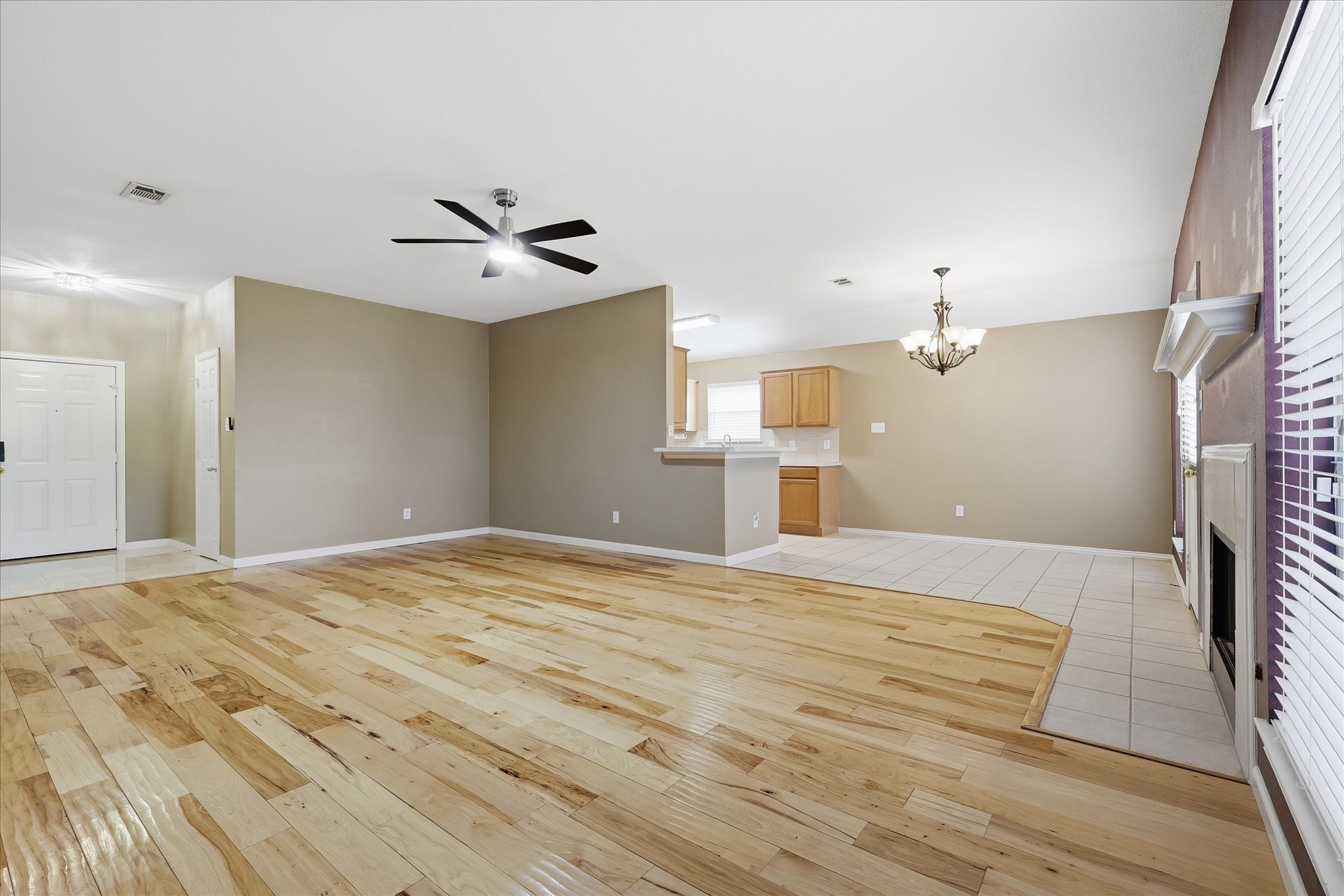 115 Loda Court Grand Prairie TX 75050