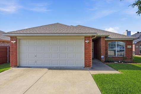 115 Loda Court Grand Prairie TX 75050