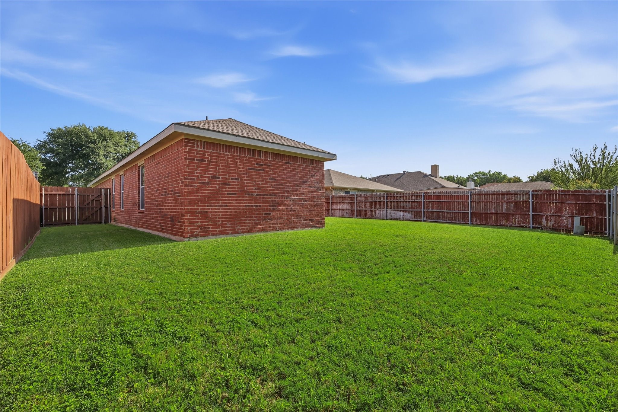 115 Loda Court Grand Prairie TX 75050