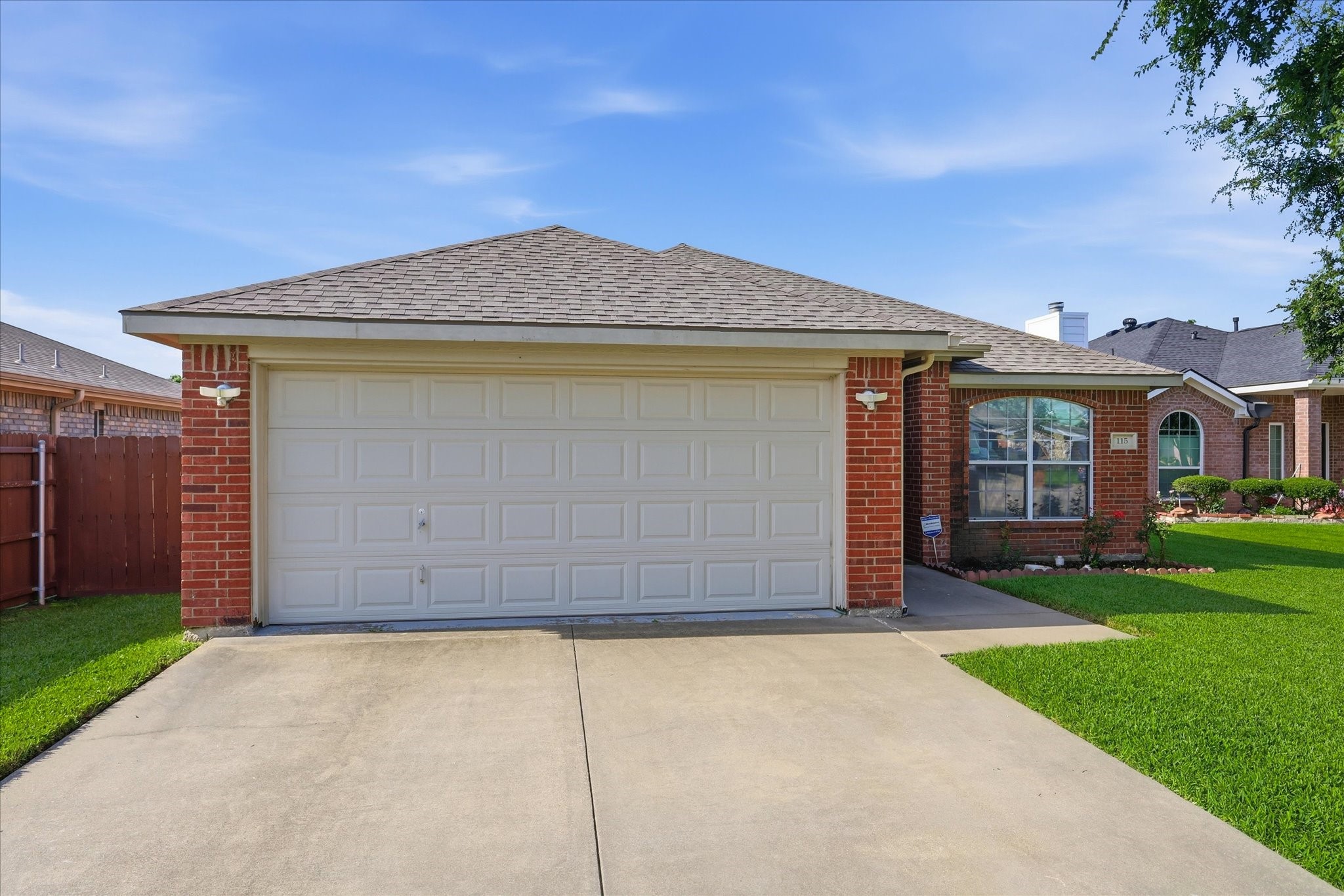 115 Loda Court Grand Prairie TX 75050