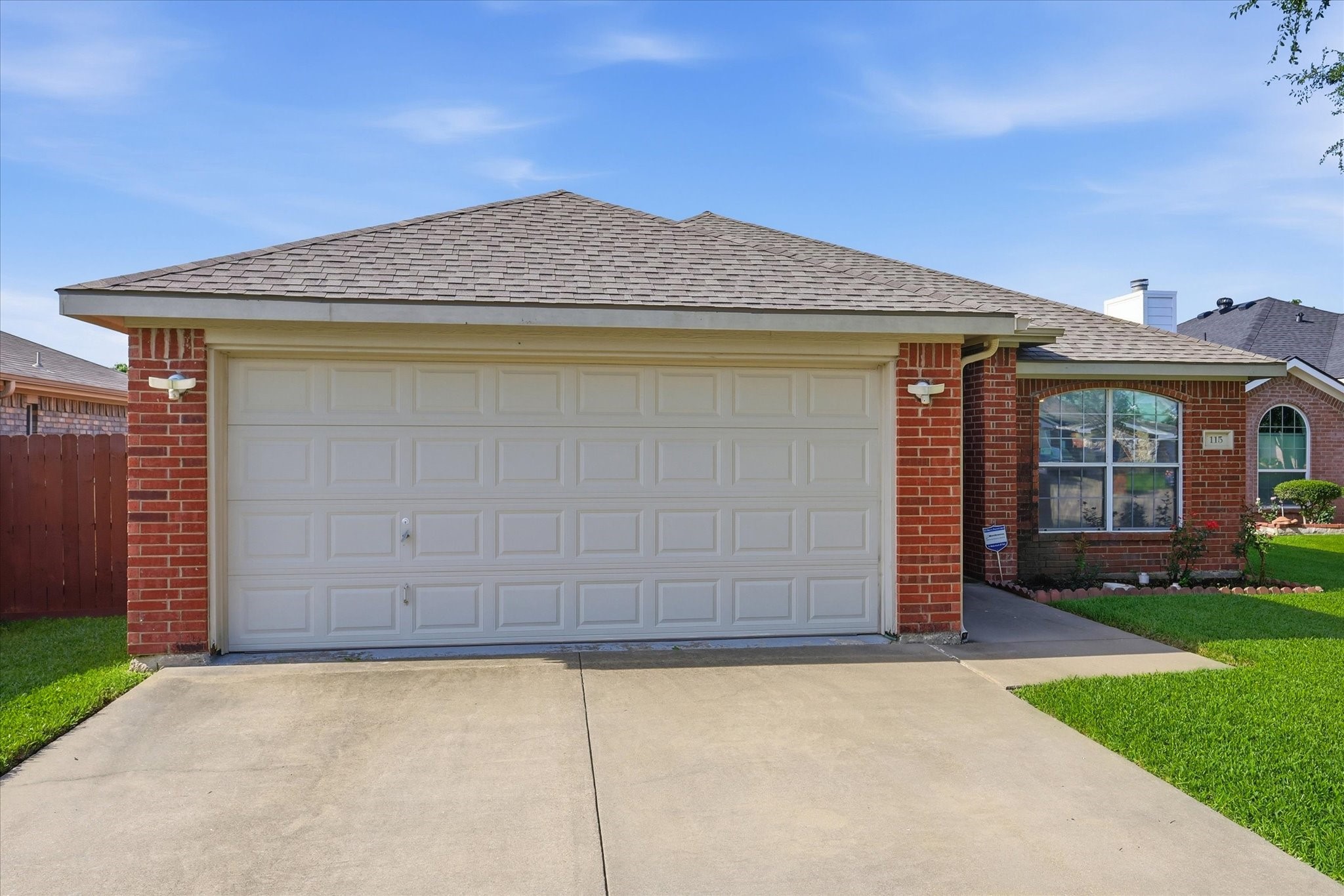 115 Loda Court Grand Prairie TX 75050