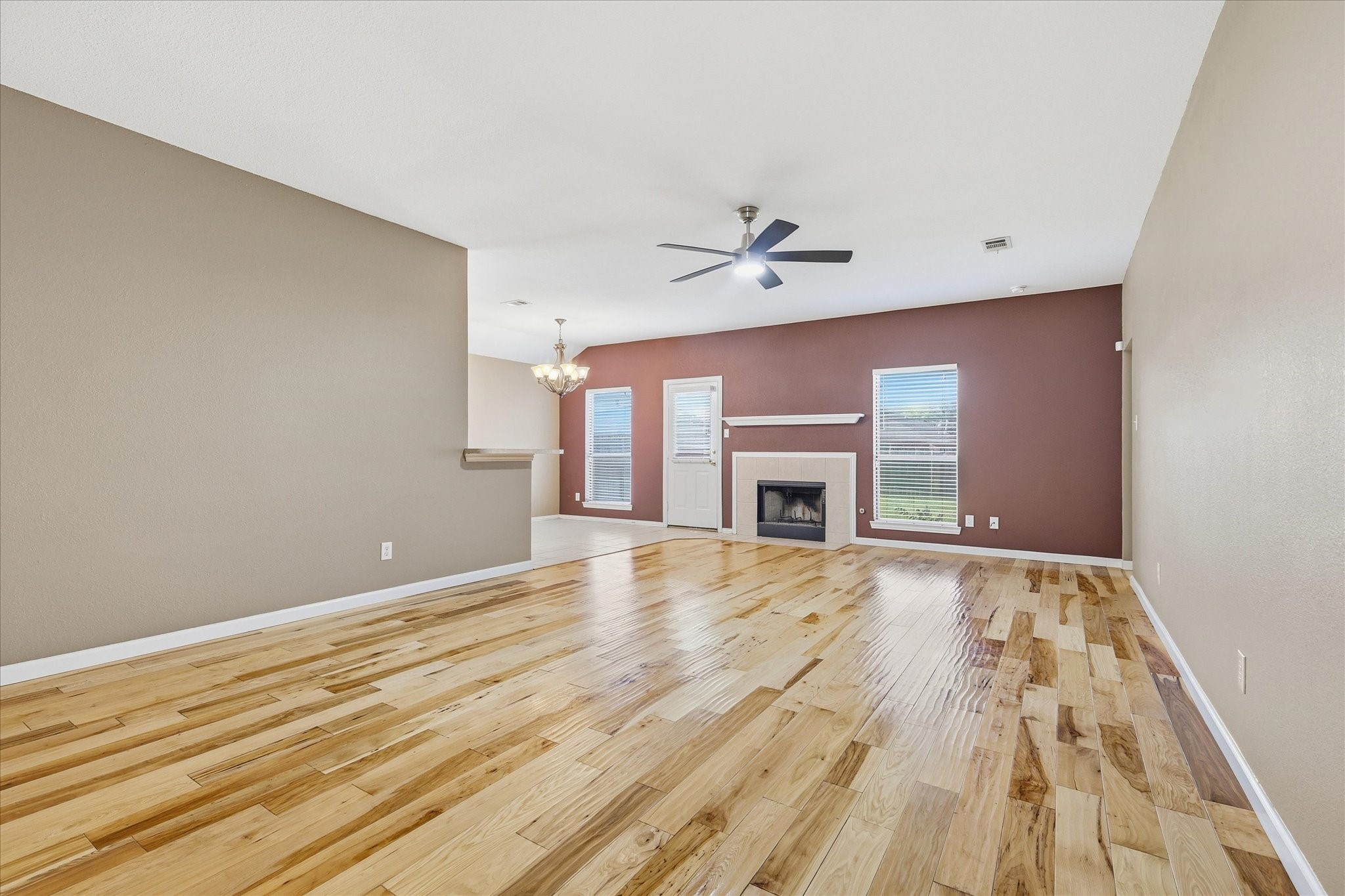 115 Loda Court Grand Prairie TX 75050