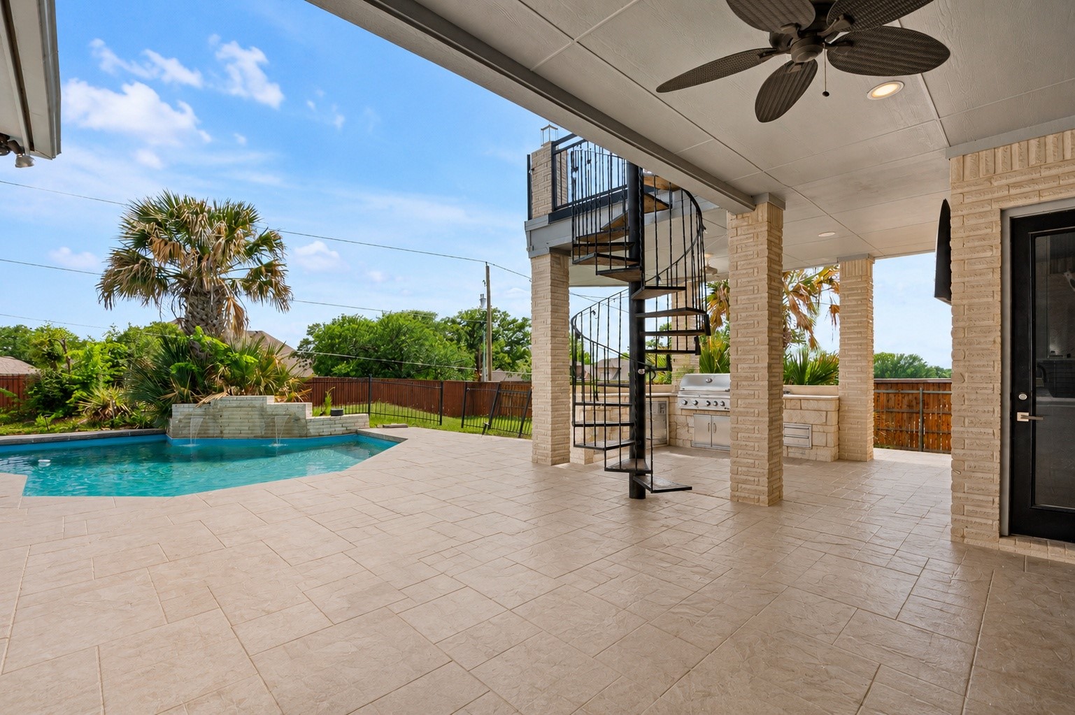810 Pennsylvania Avenue Kennedale TX 76060