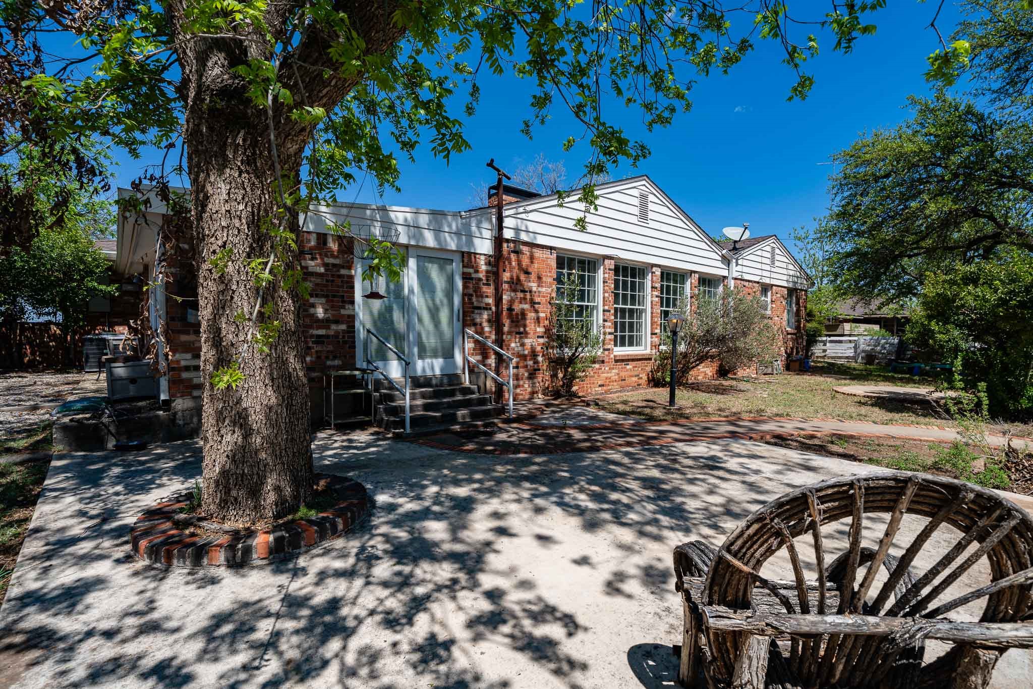 1902 Country Club Drive Sweetwater TX 79556