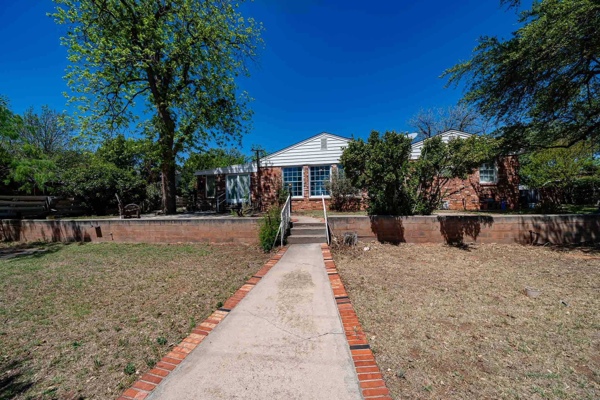 1902 Country Club Drive Sweetwater TX 79556