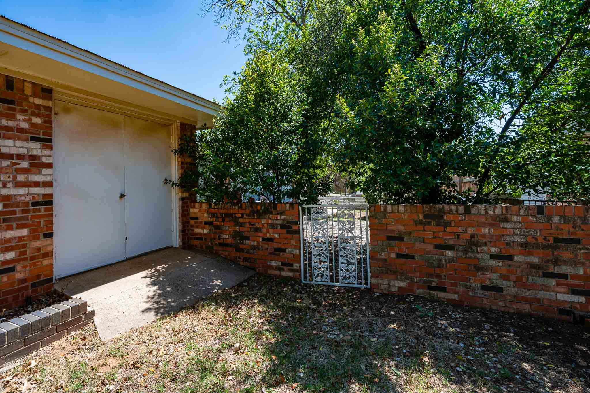 1902 Country Club Drive Sweetwater TX 79556