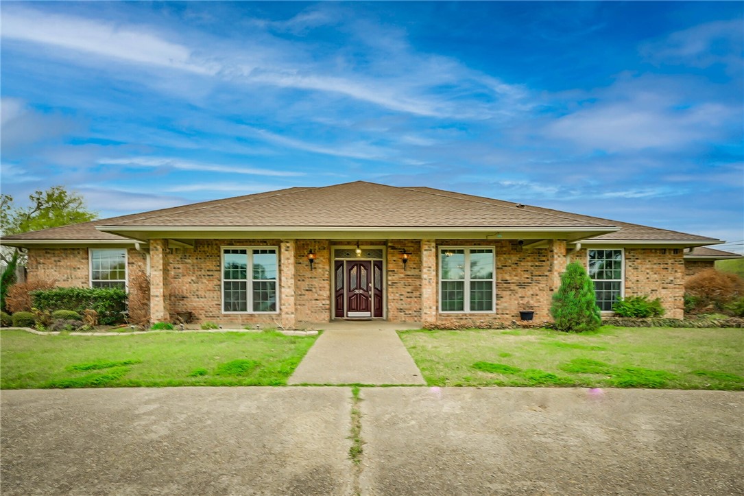305 N Tyler Avenue Dawson TX 76639