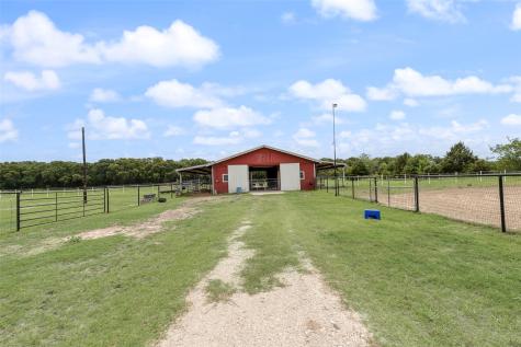 1040 County Road 3505 Quinlan TX 75474