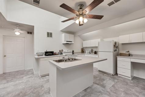 1040 County Road 3505 Quinlan TX 75474