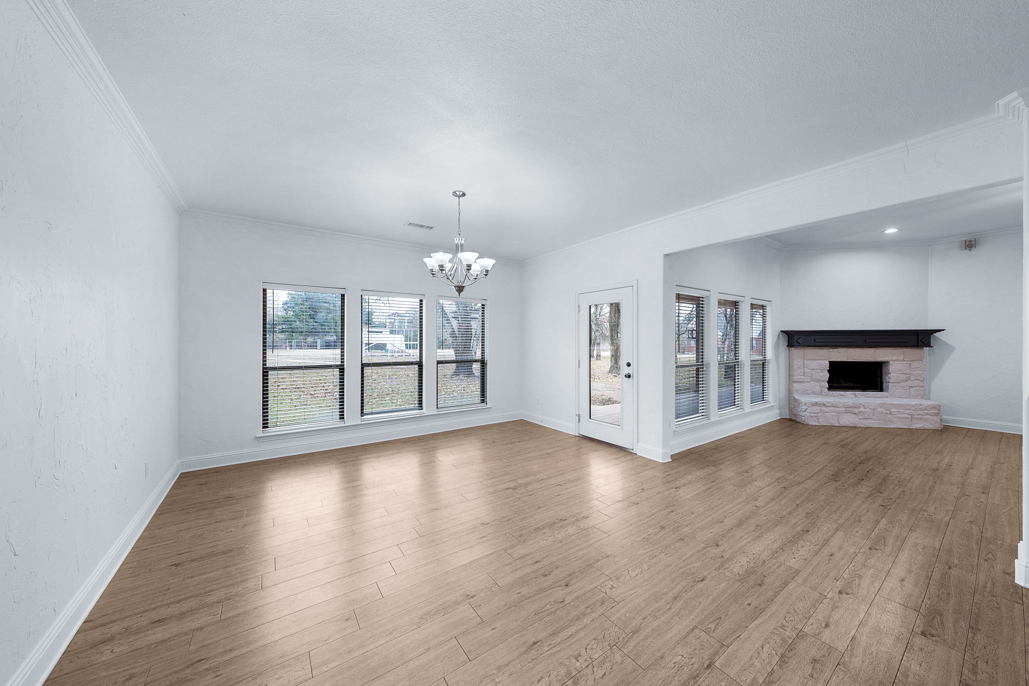 10471 Holly Creek Road Terrell TX 75160