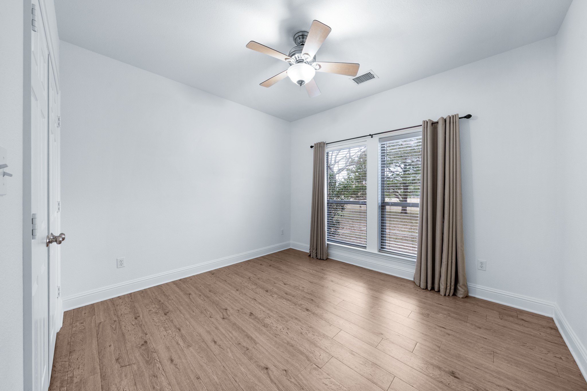 10471 Holly Creek Road Terrell TX 75160