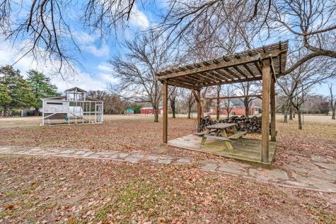 10471 Holly Creek Road Terrell TX 75160