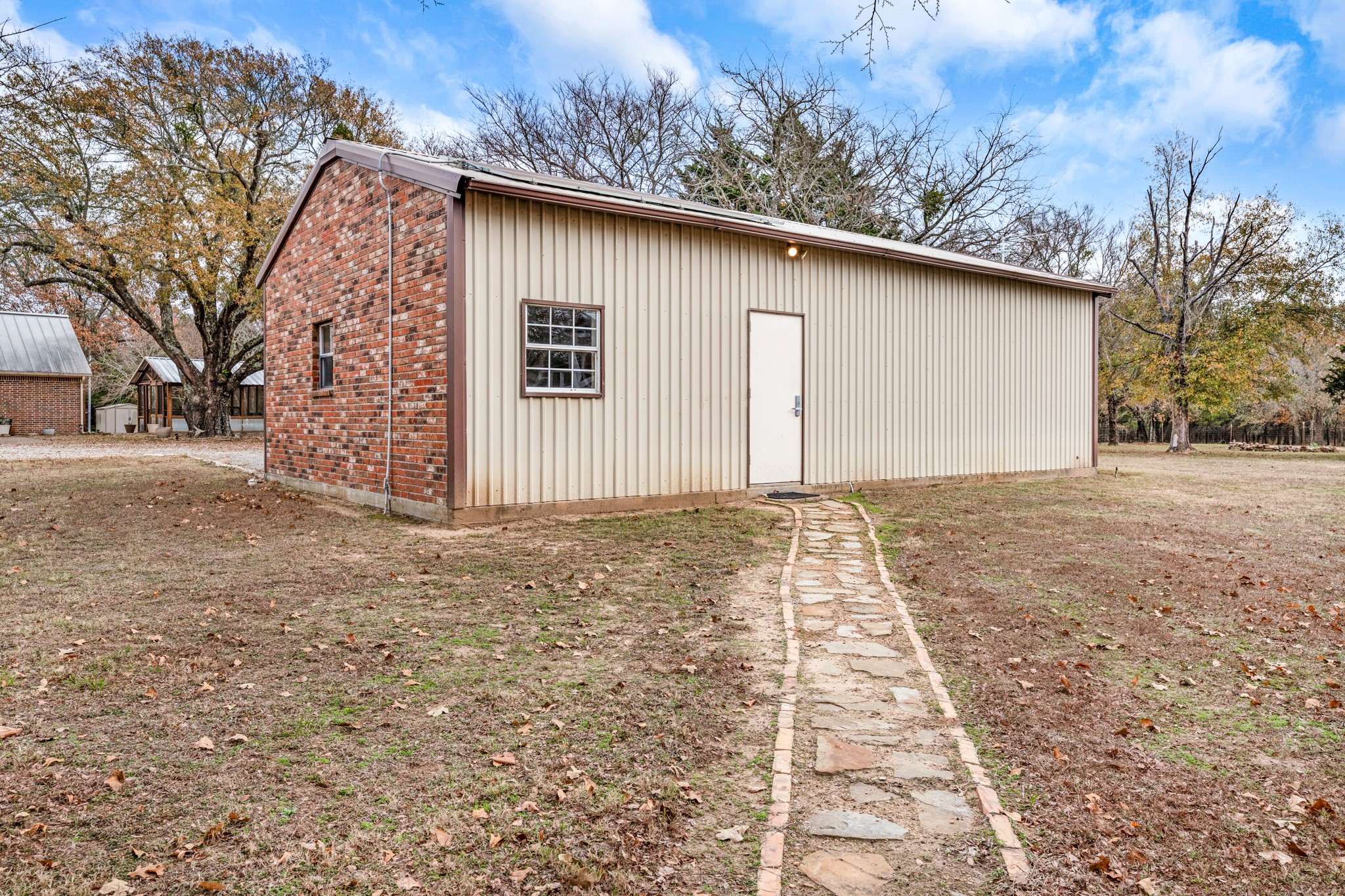 10471 Holly Creek Road Terrell TX 75160