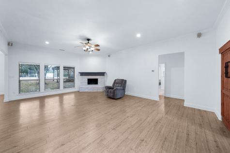 10471 Holly Creek Road Terrell TX 75160